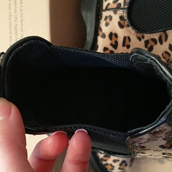 Dr. Martens - Picture 3 of 5